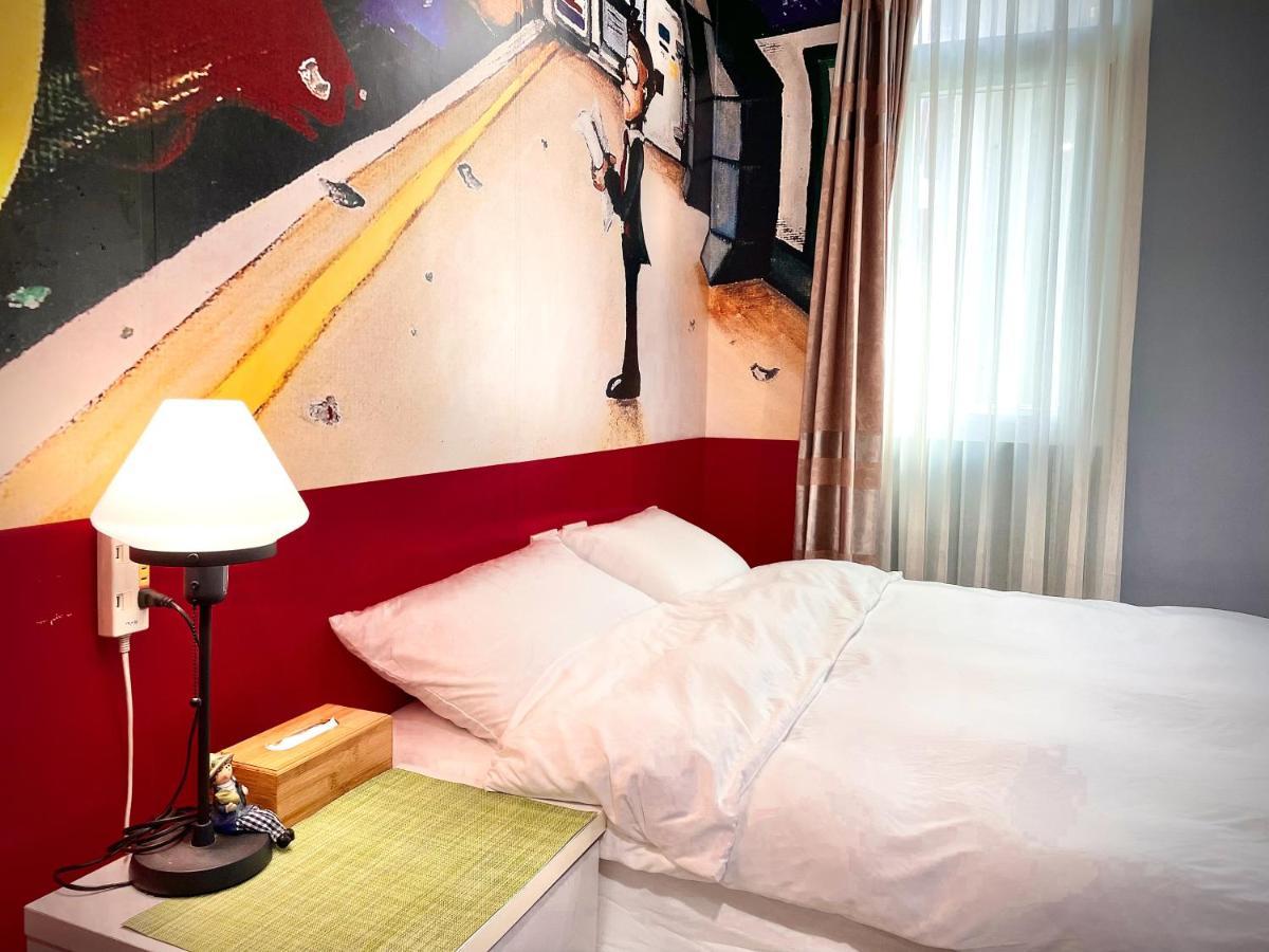 Hotel 斑比bambi Tainan Esterno foto
