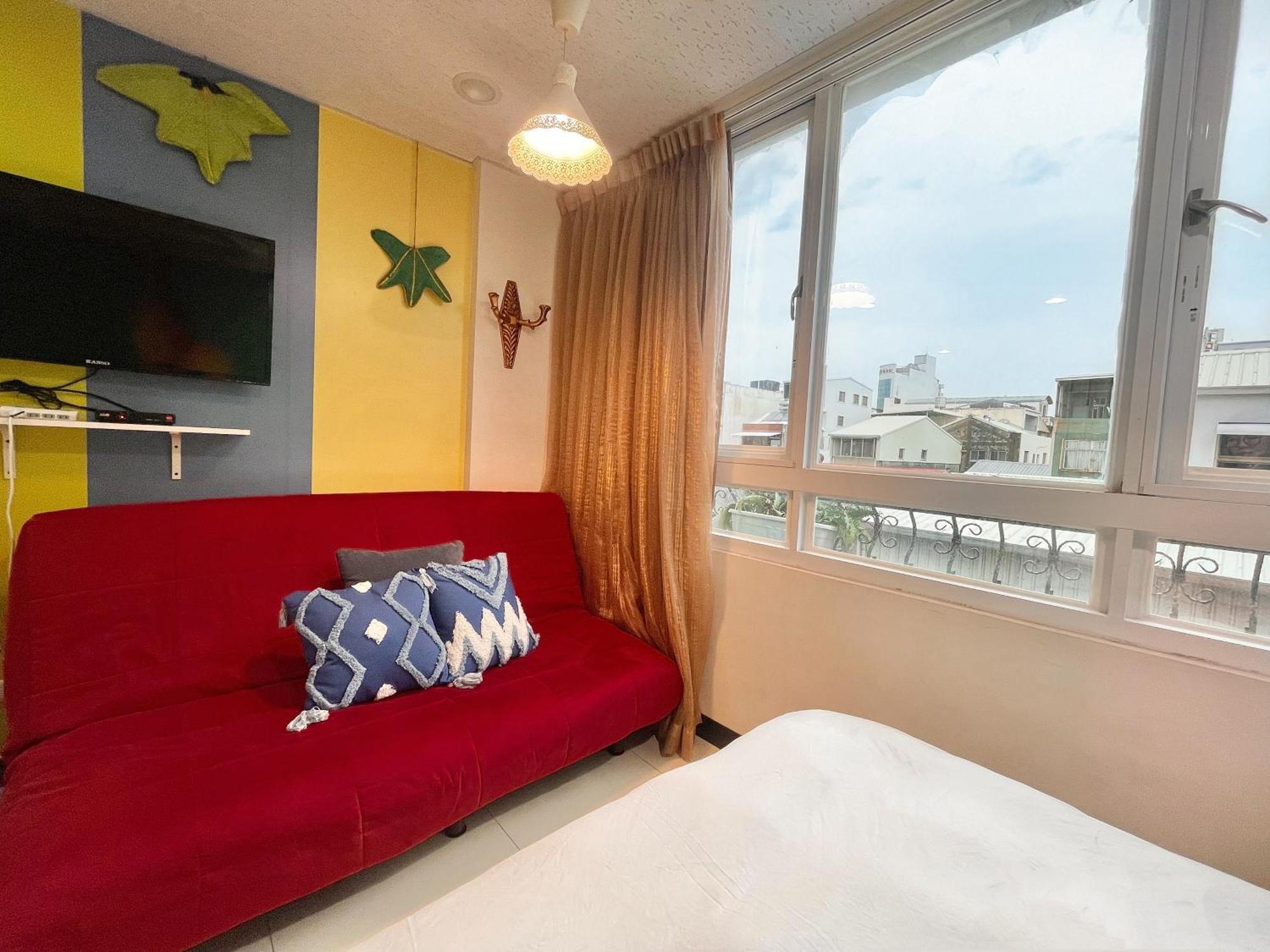 Hotel 斑比bambi Tainan Esterno foto
